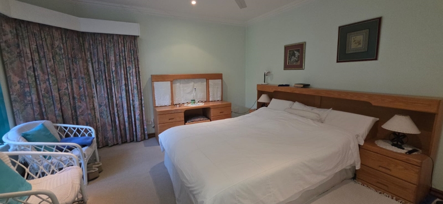 4 Bedroom Property for Sale in Caribbean Beach Club North West